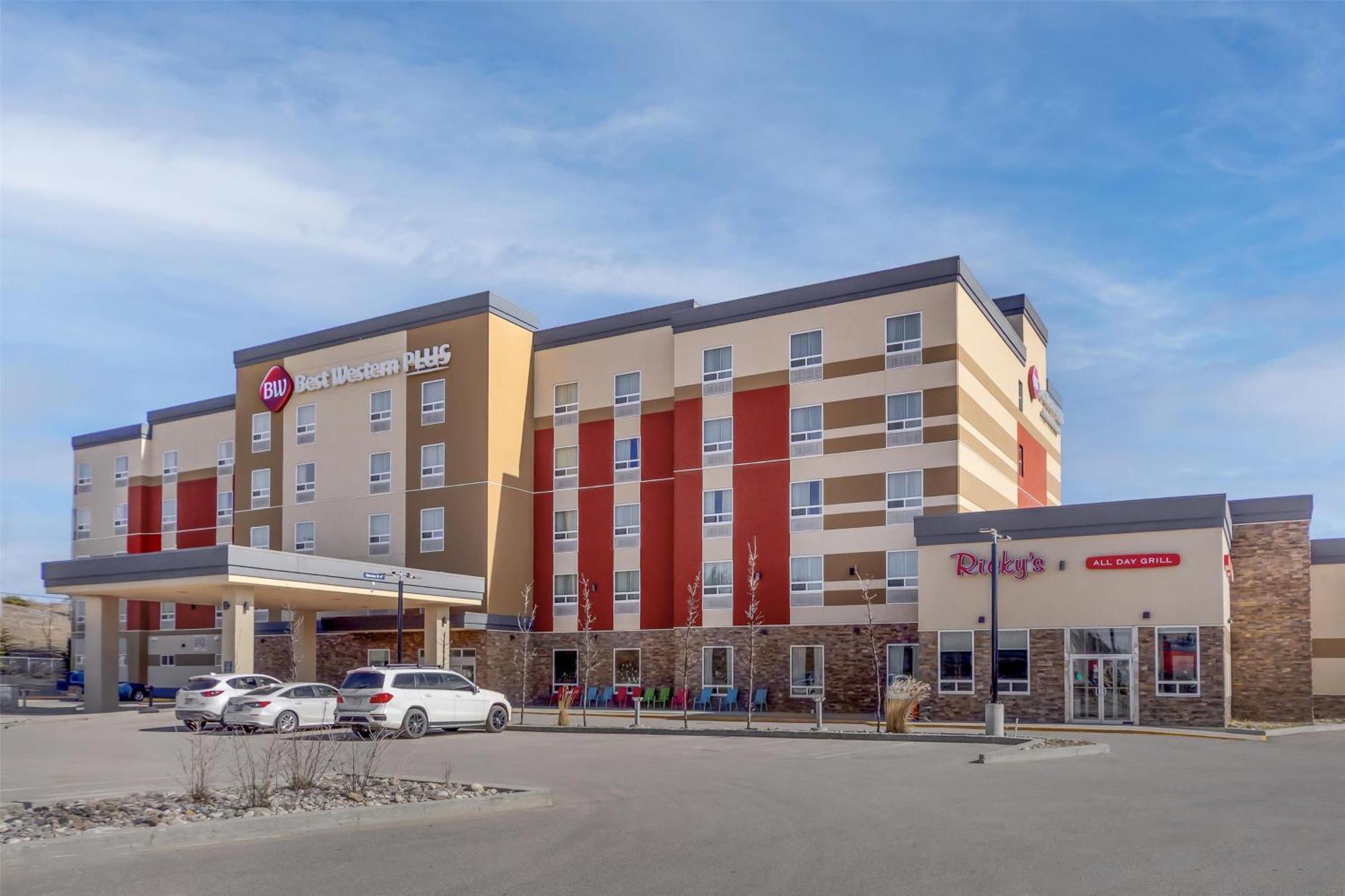 Best Western Plus Hinton Inn & Suites Экстерьер фото