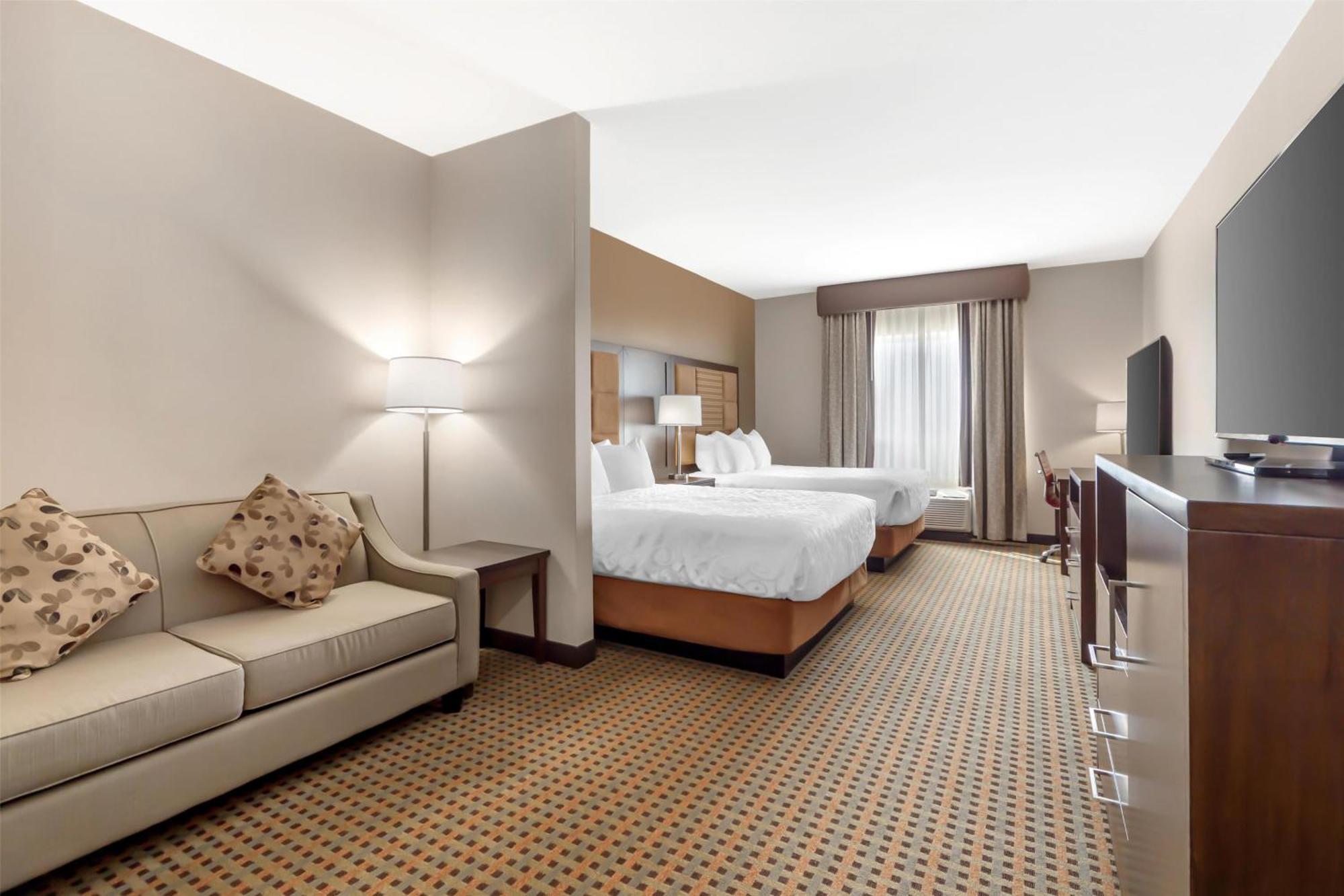 Best Western Plus Hinton Inn & Suites Экстерьер фото