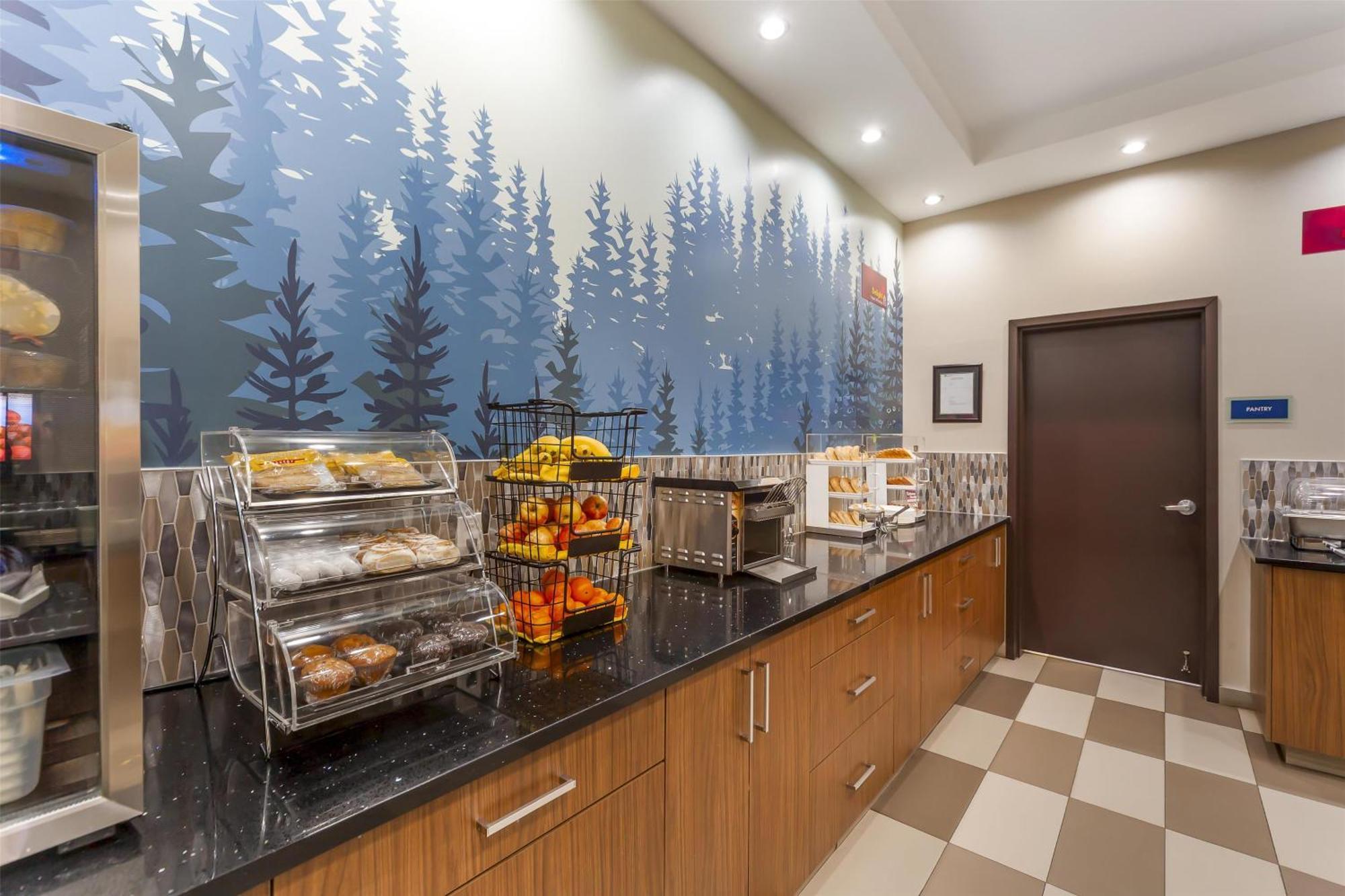 Best Western Plus Hinton Inn & Suites Экстерьер фото