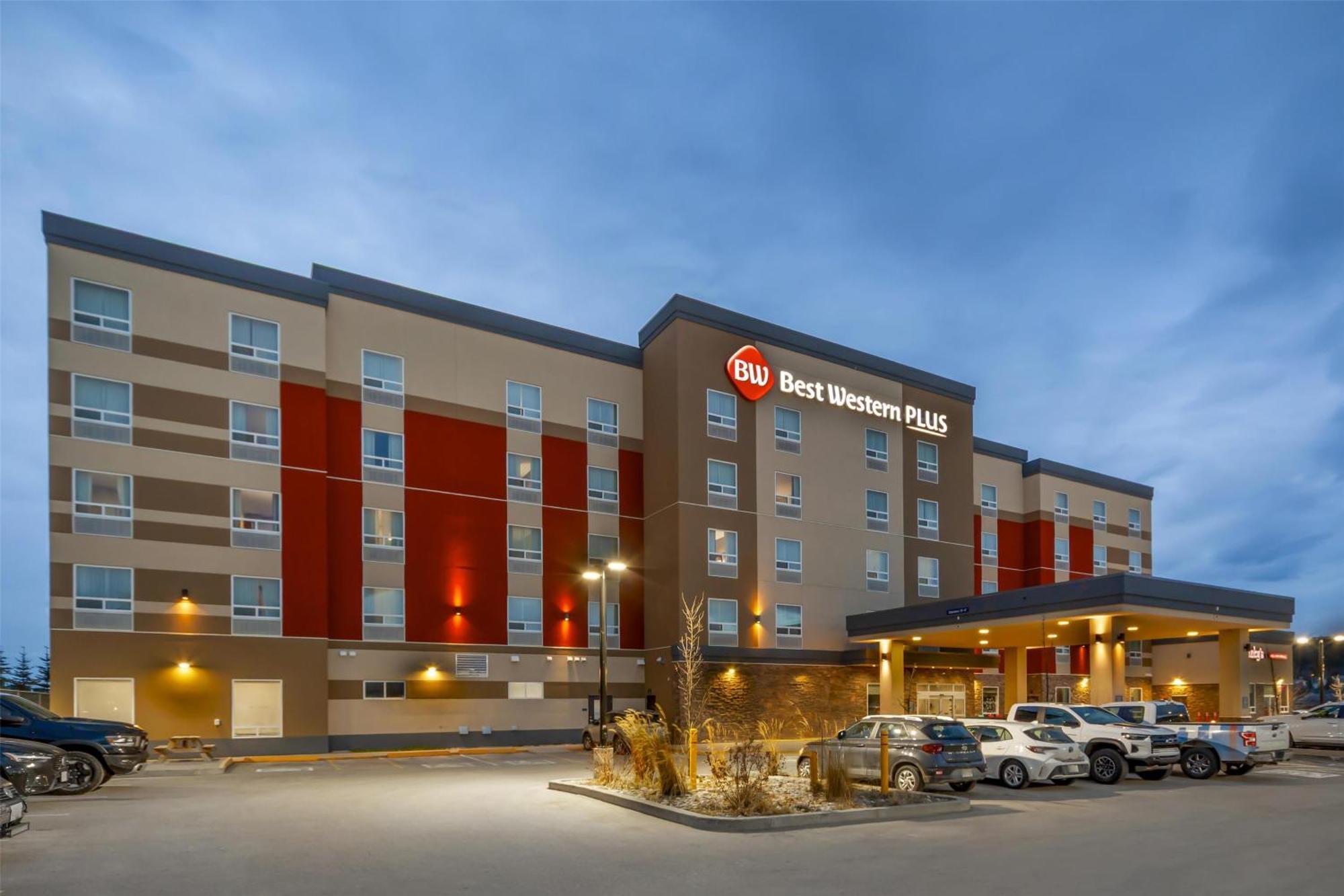 Best Western Plus Hinton Inn & Suites Экстерьер фото