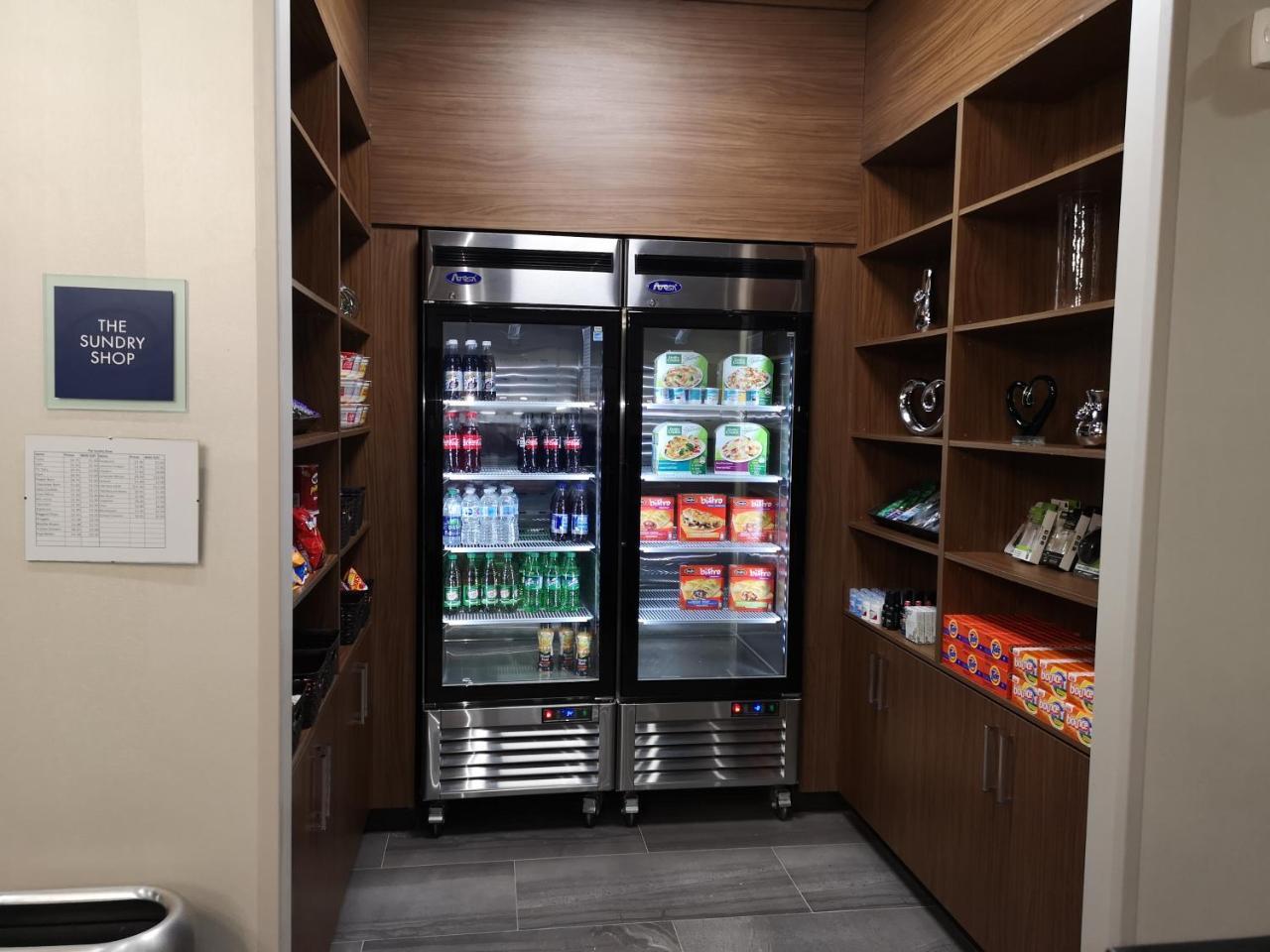 Best Western Plus Hinton Inn & Suites Экстерьер фото